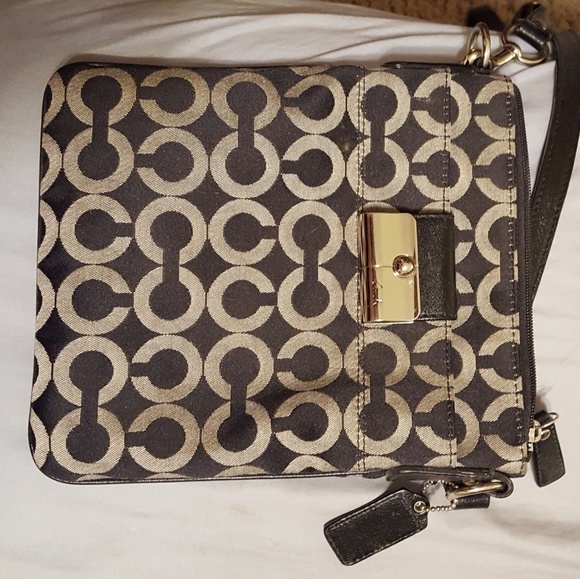 Coach Handbags - Authentic Coach Crossbody Purse